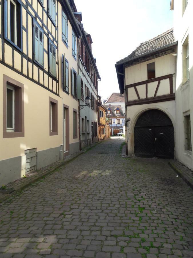 Gite "Au Petit Bonheur" Colmar Exterior foto